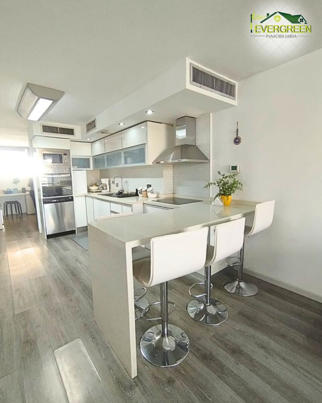 Apartamento en venta a Resd. Plaza Marina - Lecheria