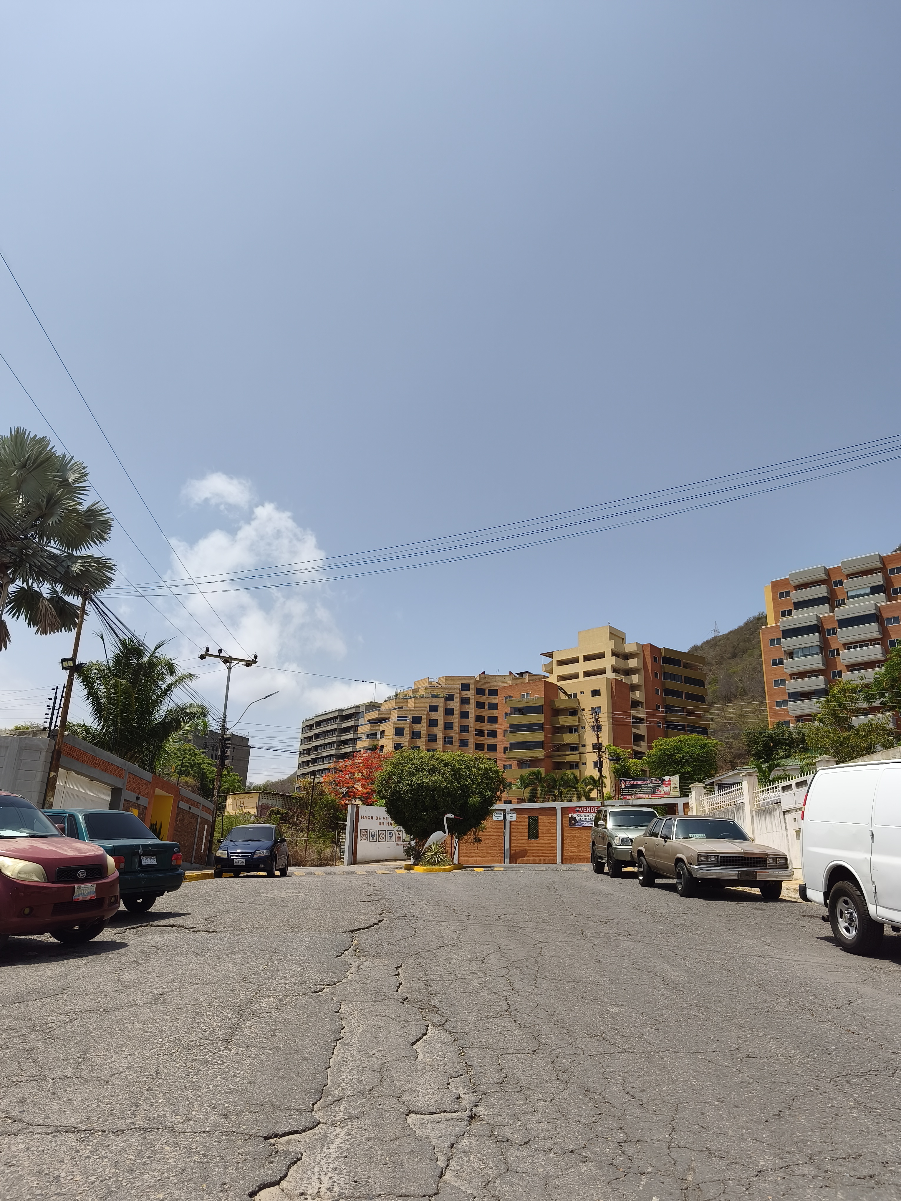 Venta Terreno con Casa Antigua Sector Las Garzas
