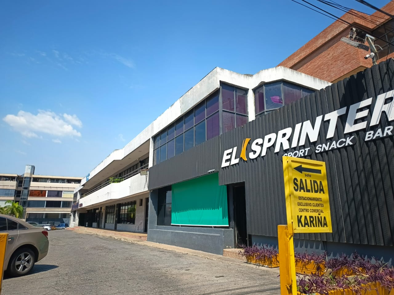 Local Comercial en Alquiler