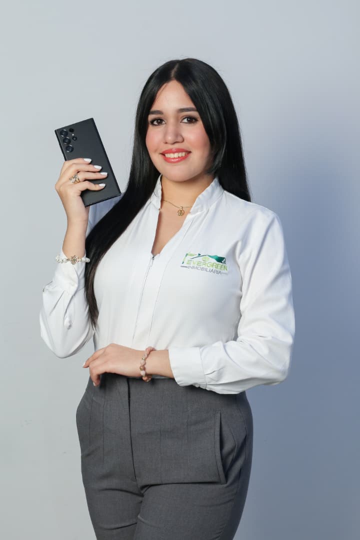 Angela Suárez