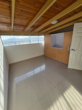 Venta de apartamento dúplex penth house en C.R. Parque Guaraguao